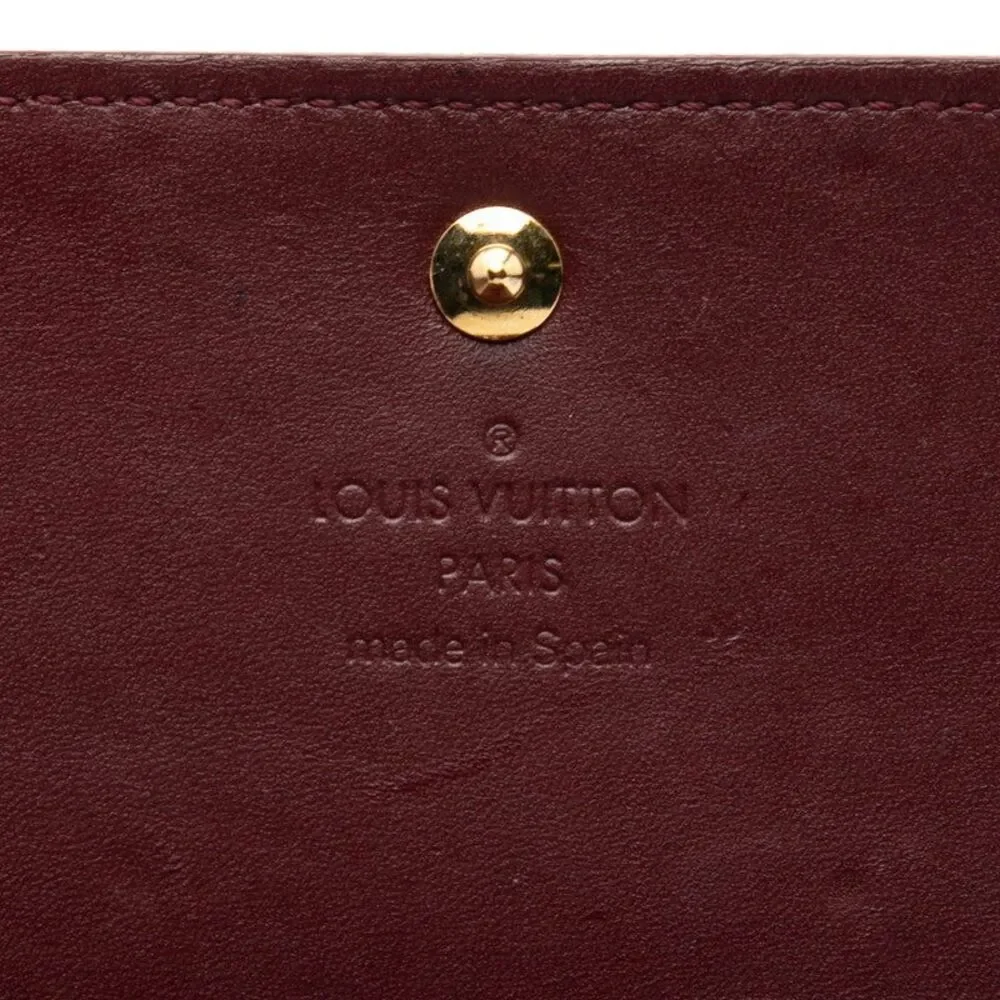 Louis Vuitton delivery duty